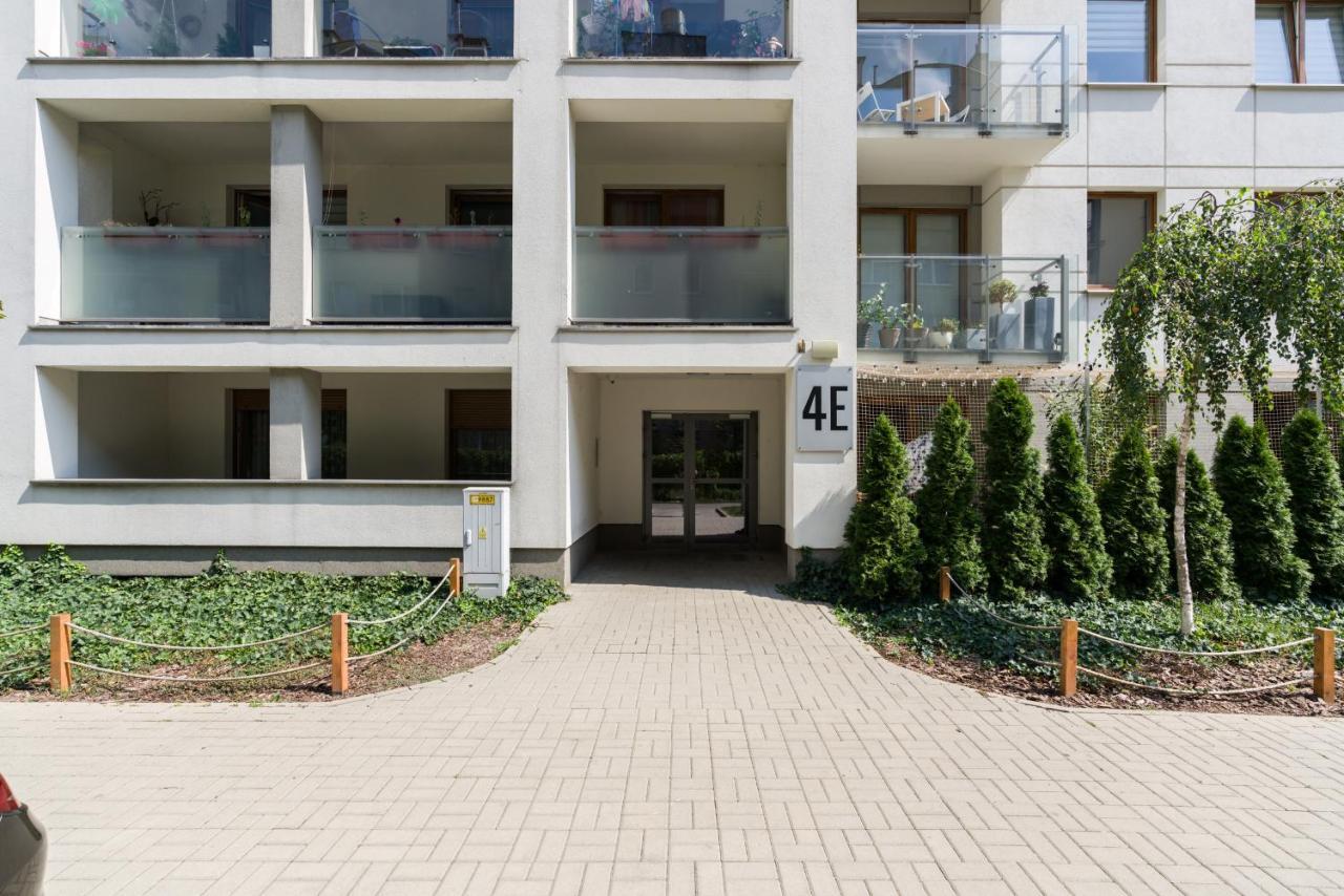Czarnieckiego Apartment With Balcony Poznan By Noclegi Renters Buitenkant foto